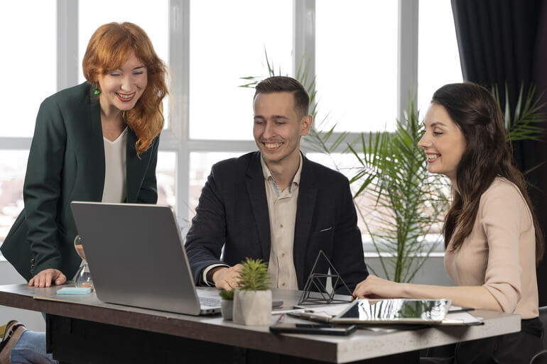 Team Transaction Coordinators: Pros & Cons