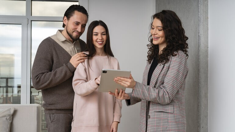 real estate transaction coordinator