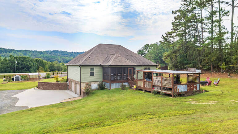 AI Real Estate Photo Editing by AgentUp