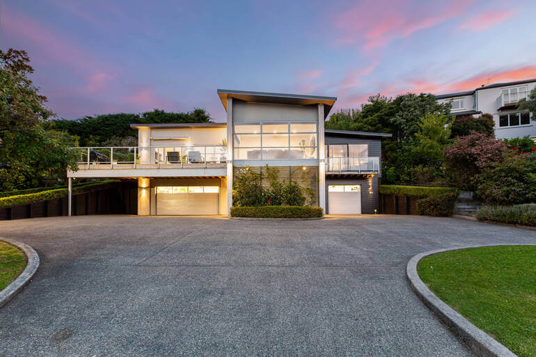 AI Real Estate Photo Editing by AgentUp