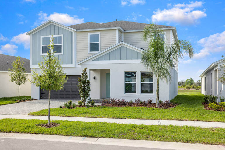 Clean yard - real estate photo editing ai