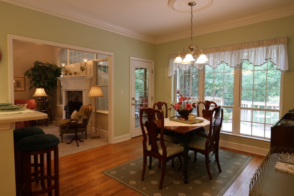 Original dining room before AI photo enhancement