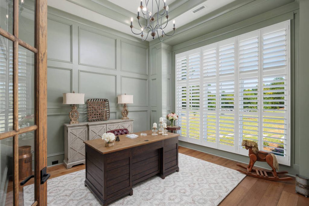 Bright home office with balanced window exposure using real estate HDR photo editing services